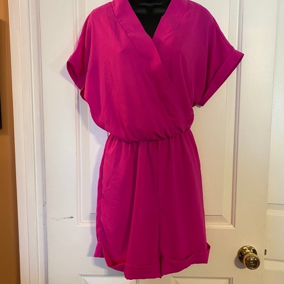 “GIBSON LATIMER” Romper - Picture 1 of 15